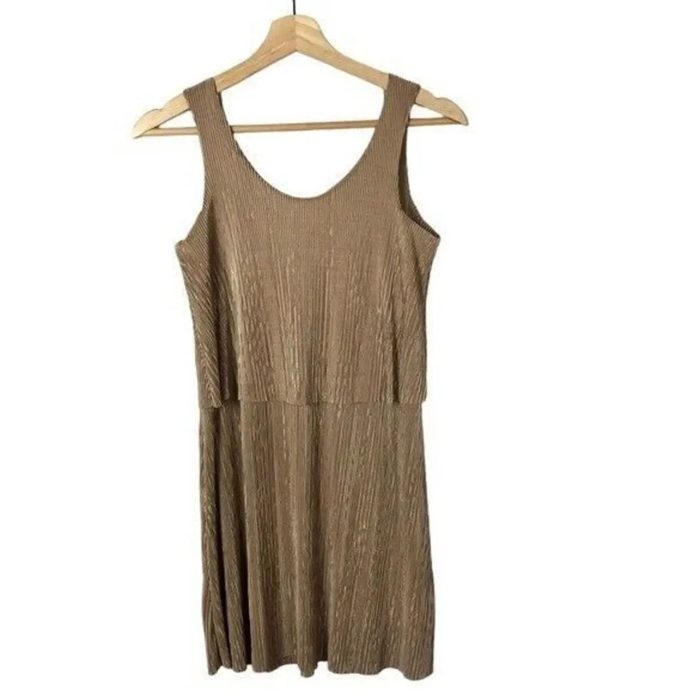 Boutique Love Champagne Beige Pleated Layered Mini Dress M